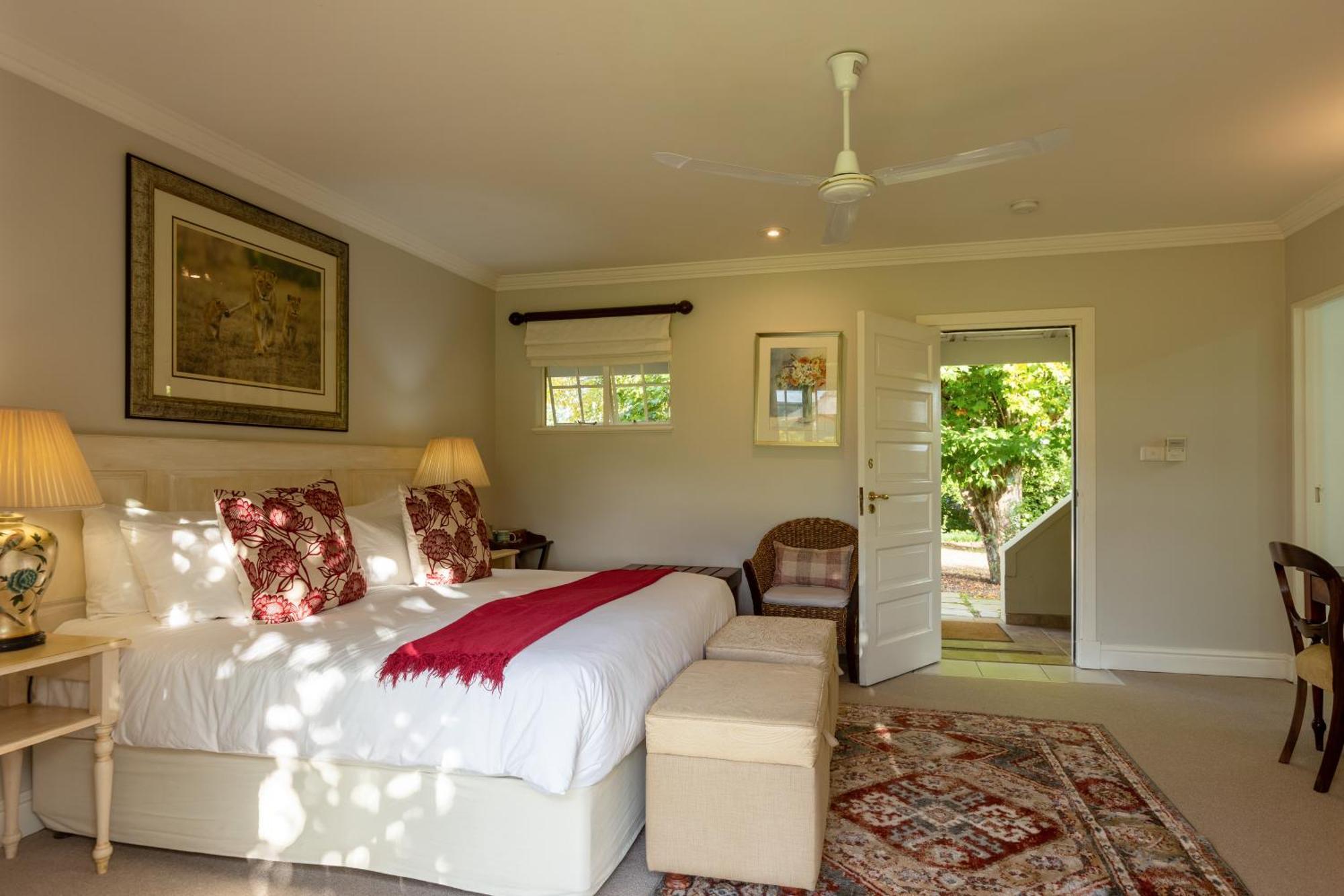 Moorcroft Manor Boutique Country Hotel ヒメヴィル エクステリア 写真