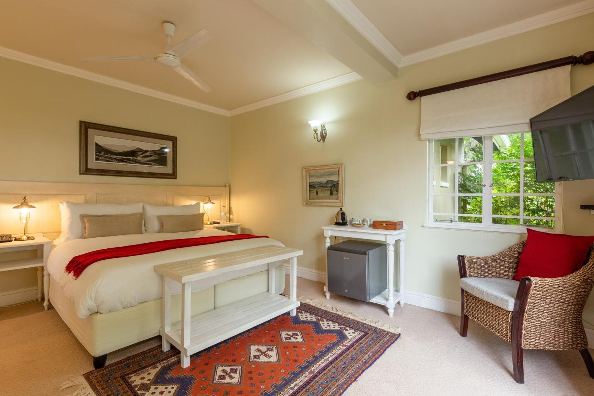 Moorcroft Manor Boutique Country Hotel ヒメヴィル エクステリア 写真